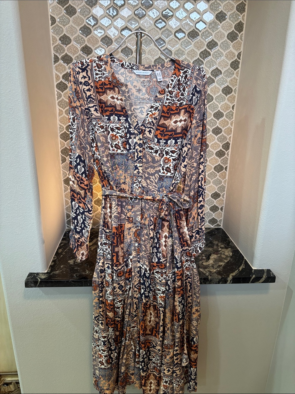 Long-Sleeve Geo Print Tie-Waist Midi Dress - Rust & Navy
